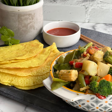 Vietnamese Vegetable Crepes with Sweet Chili Sauce
